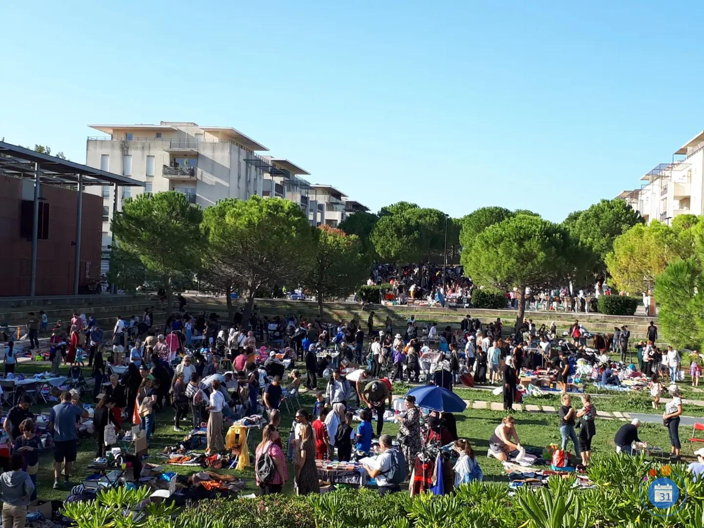 Image Vide grenier d'automne de Malbosc (photo 2)