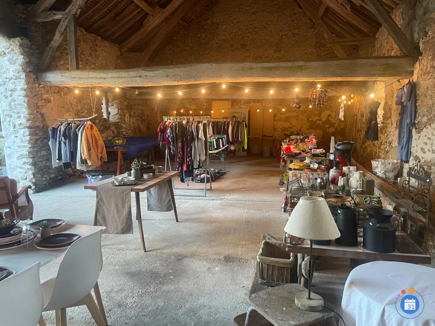 Image La brocante des voisins (photo 2)