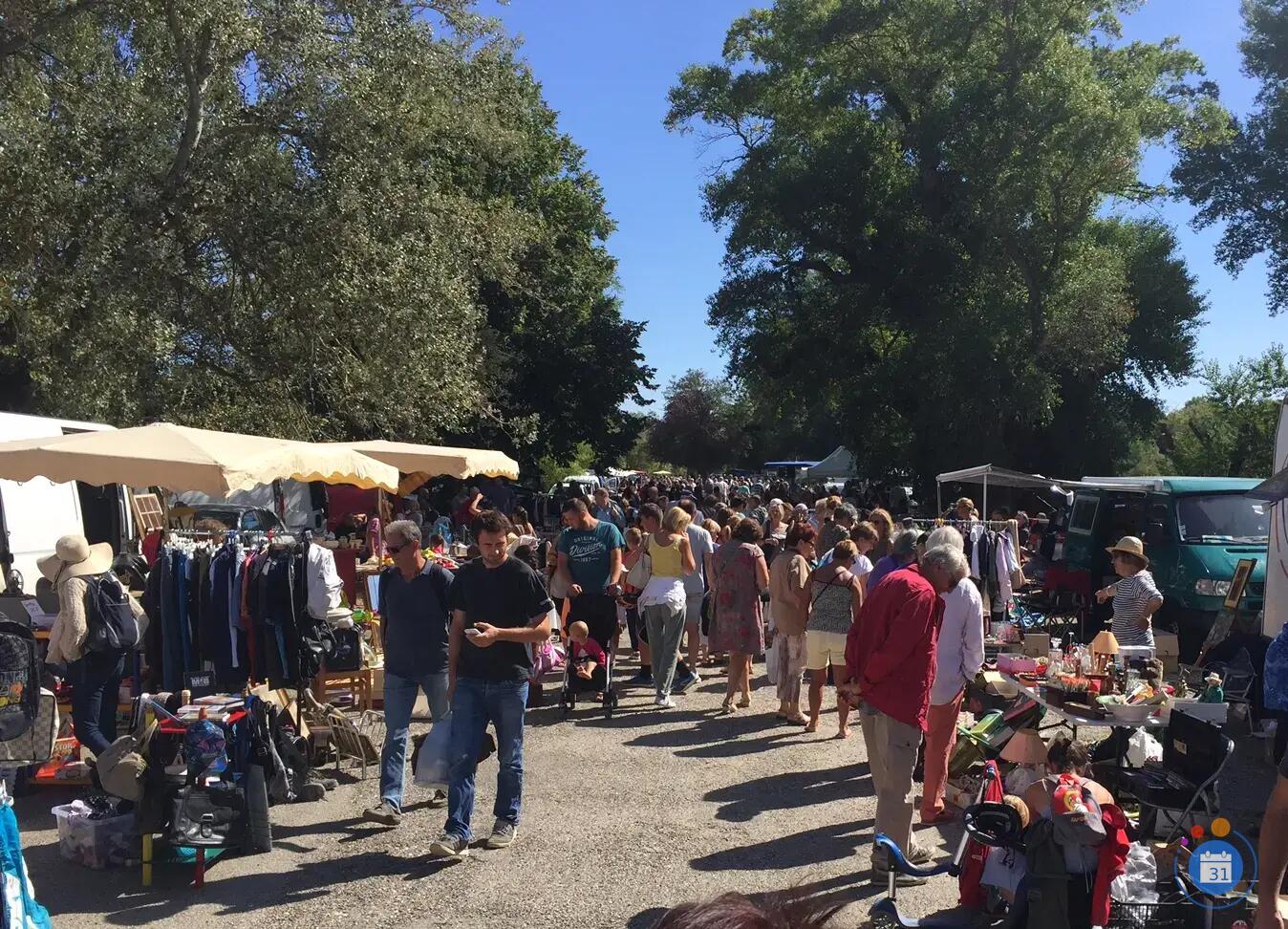 Image Brocante/vide-greniers (photo 1)