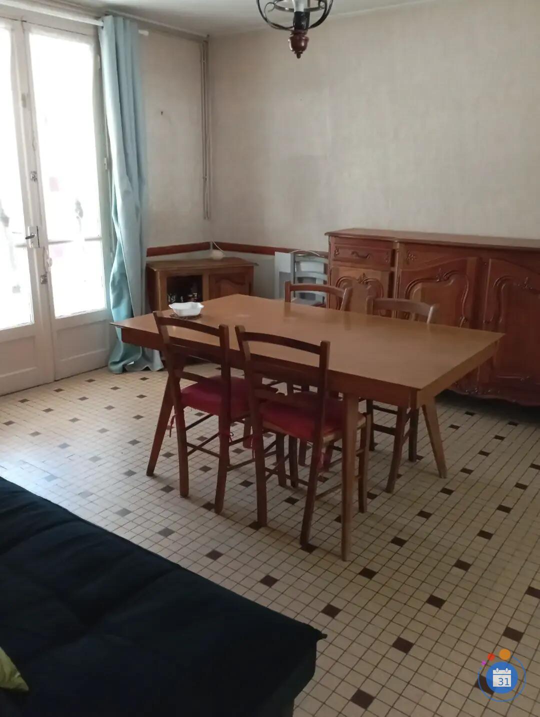 Image Vente mobilier, électroménager, bibelots, vaisselles, livres et vêtements...etc (photo 1)