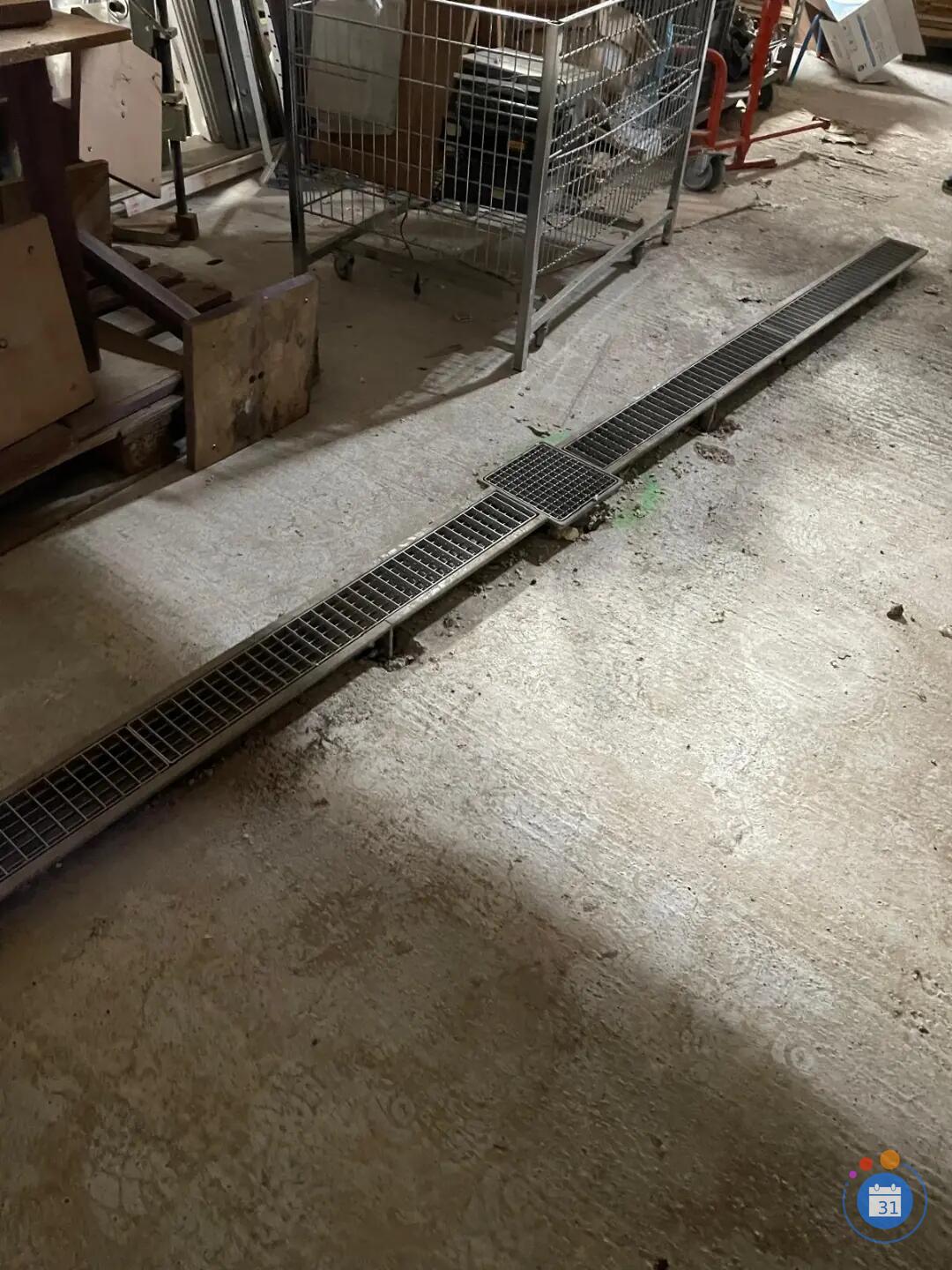 Image Vide dépôt (photo 1)