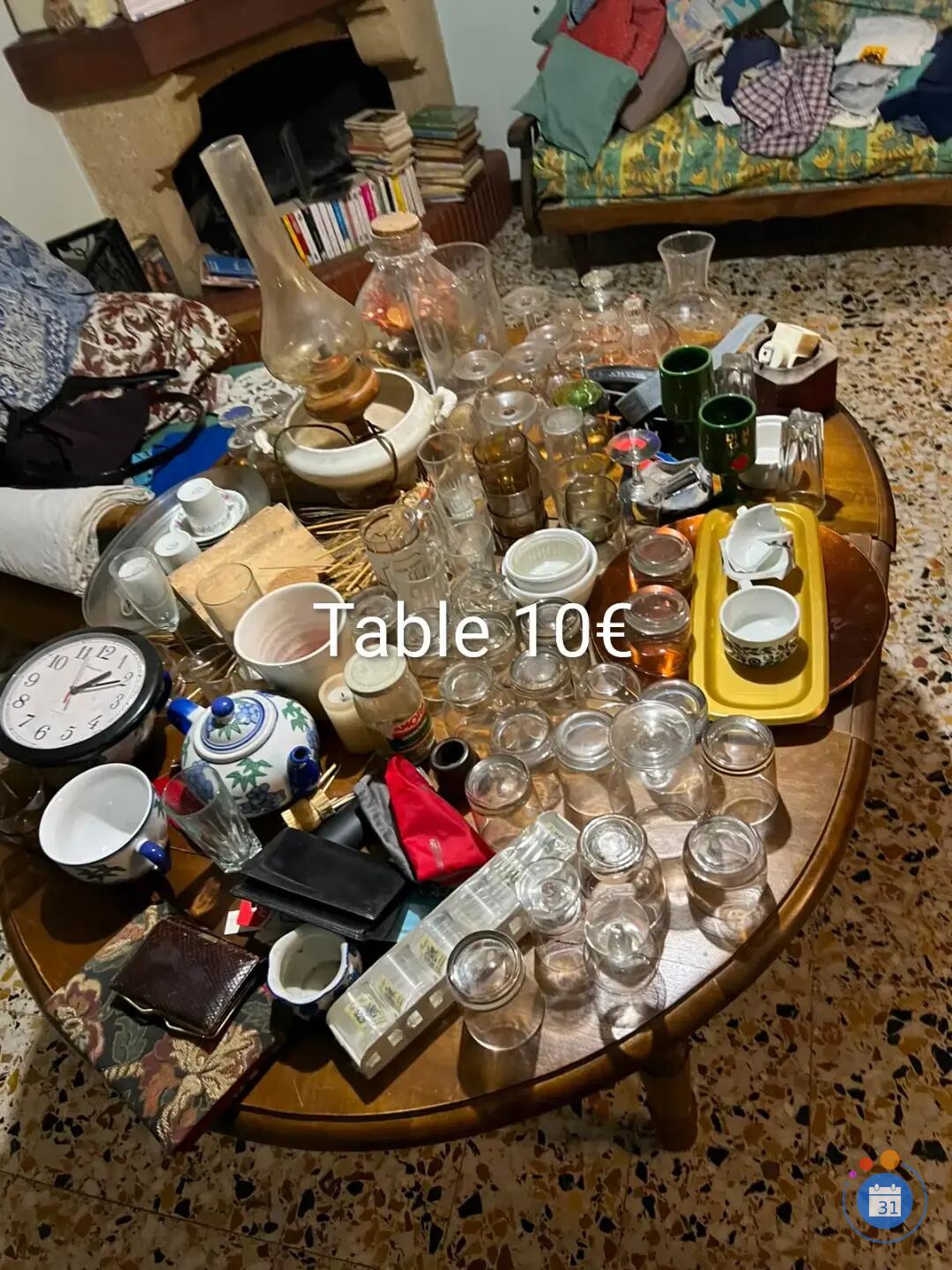 Image Vid maison On Donne. Sauf ou 3 objets. Prix sur photo. (photo 4)