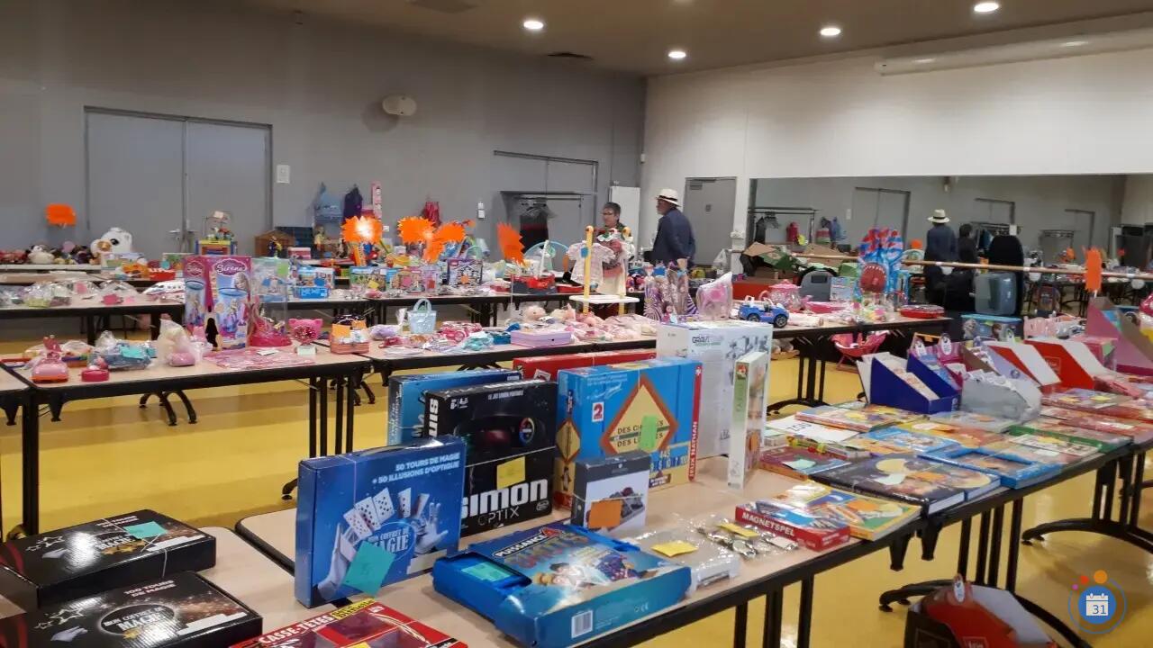 Image Bourse aux jouets et vêtements enfants de 2 à 14 ans au Villaret (photo 2)
