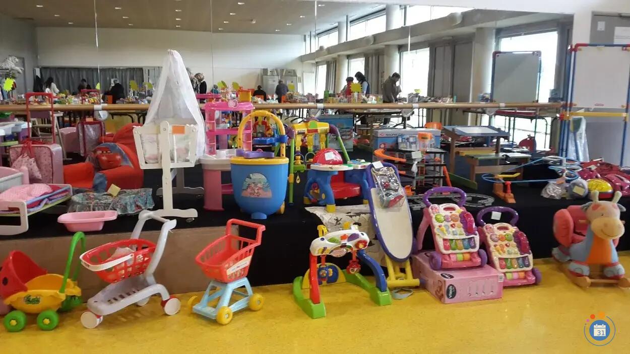 Image Bourse aux jouets et vêtements enfants de 2 à 14 ans au Villaret (photo 3)