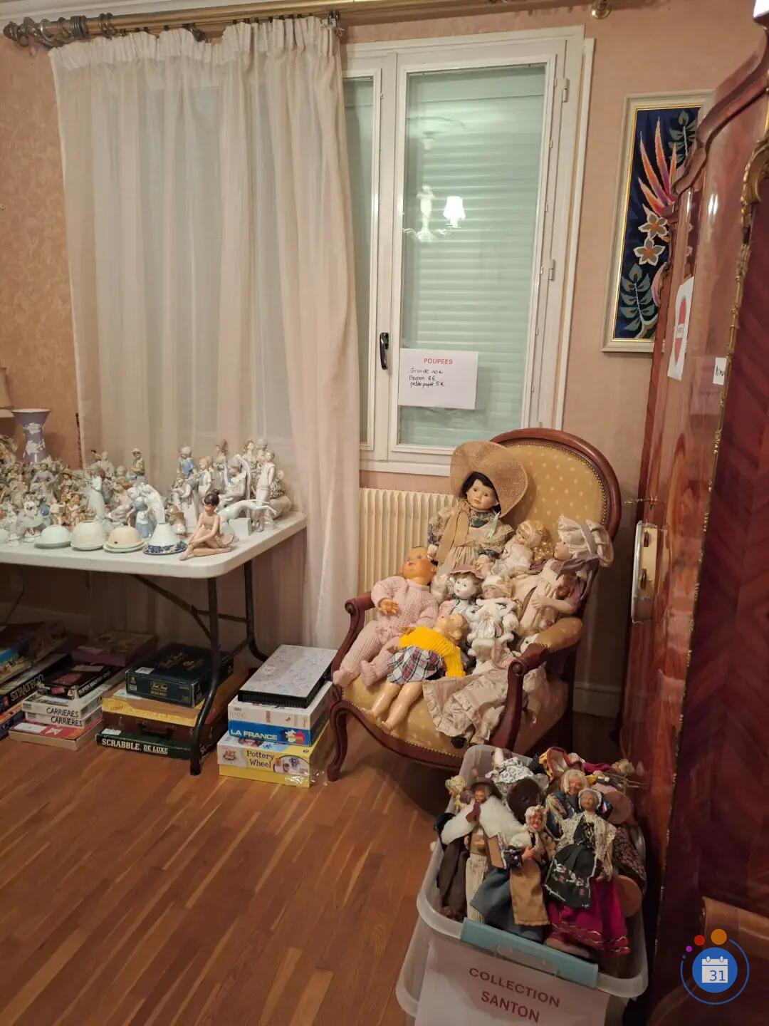 Image VIDE MAISON HEYRIEUX (photo 4)