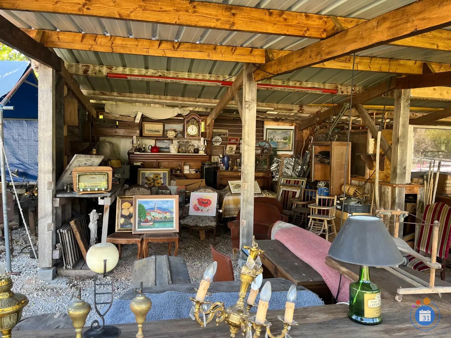 Image Brocante vide grenier (photo 1)