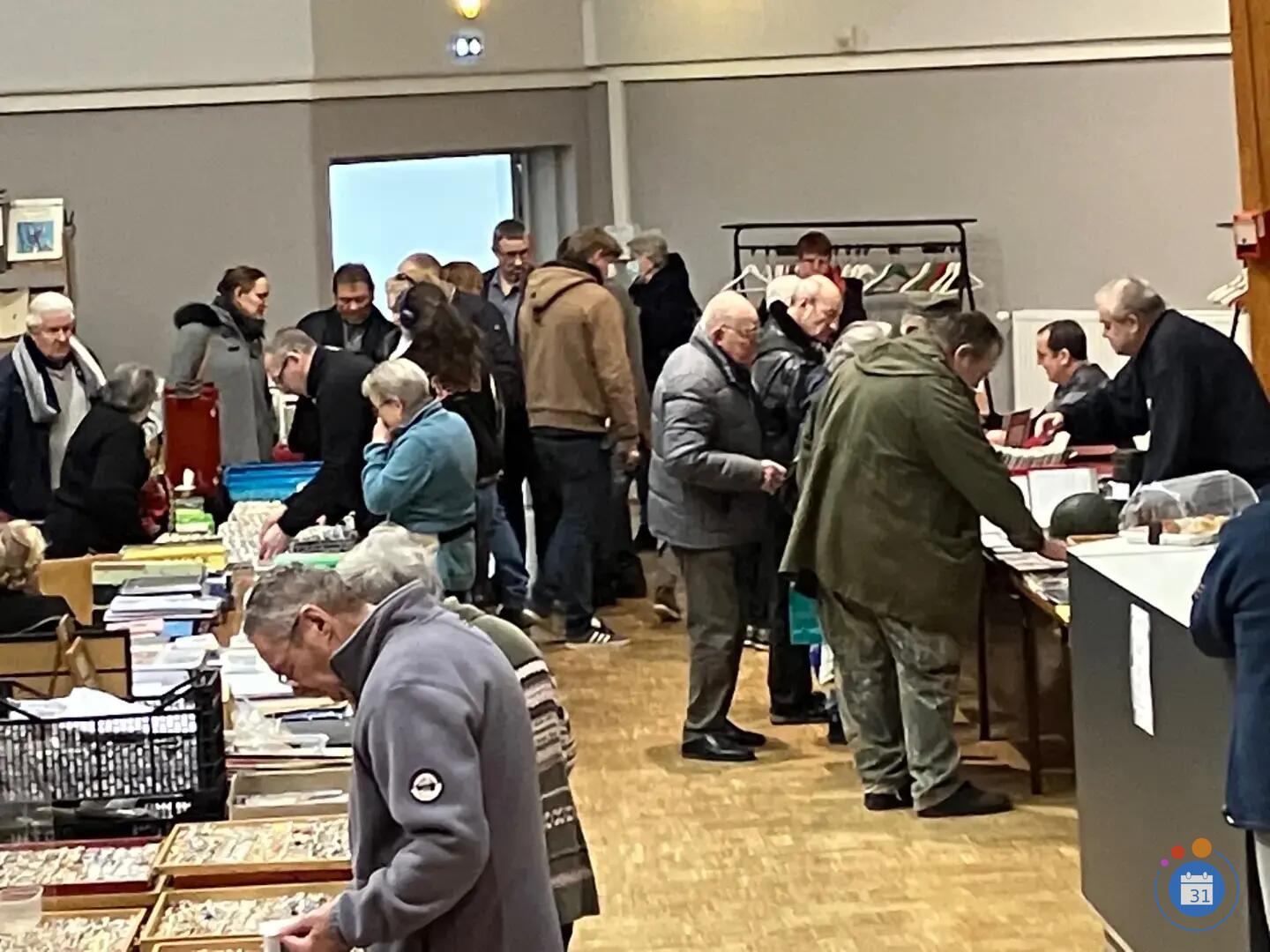 Image 40 ème salon Fèves et Toutes collections (photo 2)