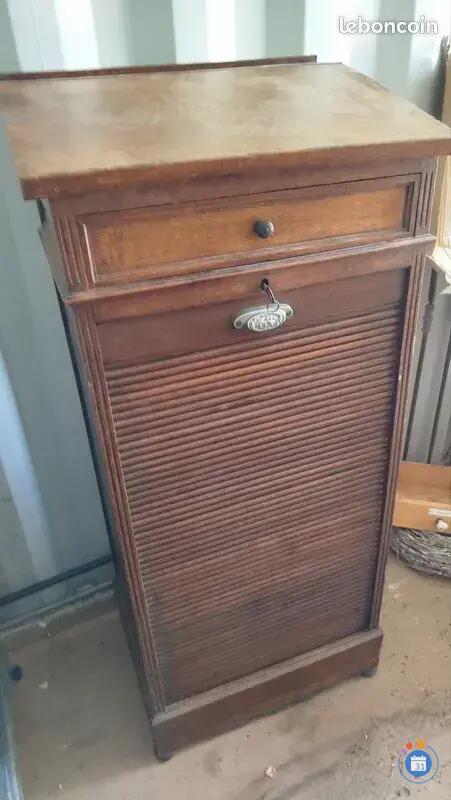 Image Vide maison objets Vintage en face Mairie Carpentras (photo 3)