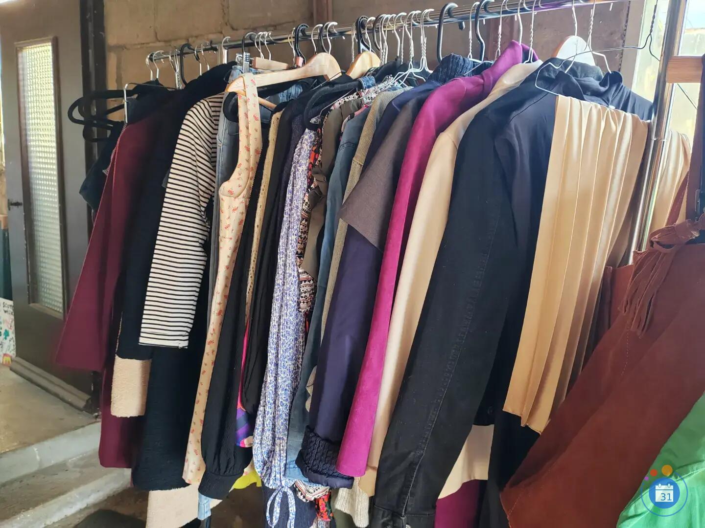 Image Vide dressing 4 copines (photo 3)