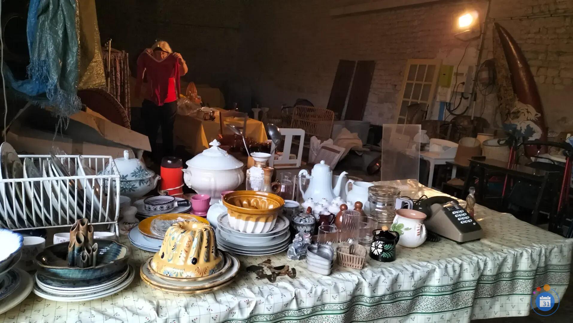 Image Vide grenier vintage (photo 1)