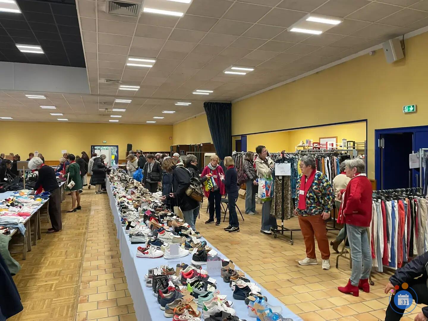Image Bourse aux 10 000 vêtements - Printemps Eté (photo 3)