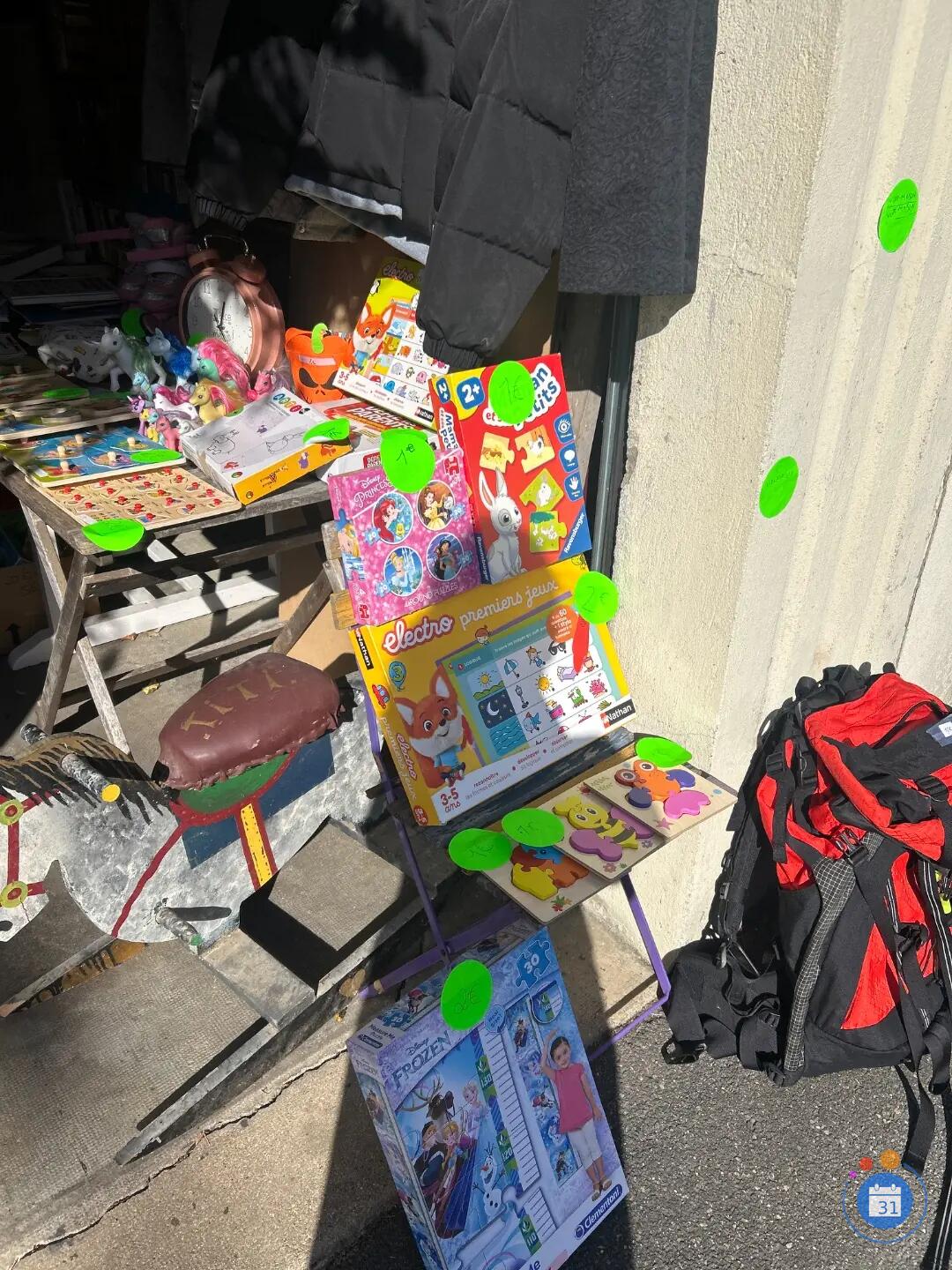 Image Vide grenier (photo 1)