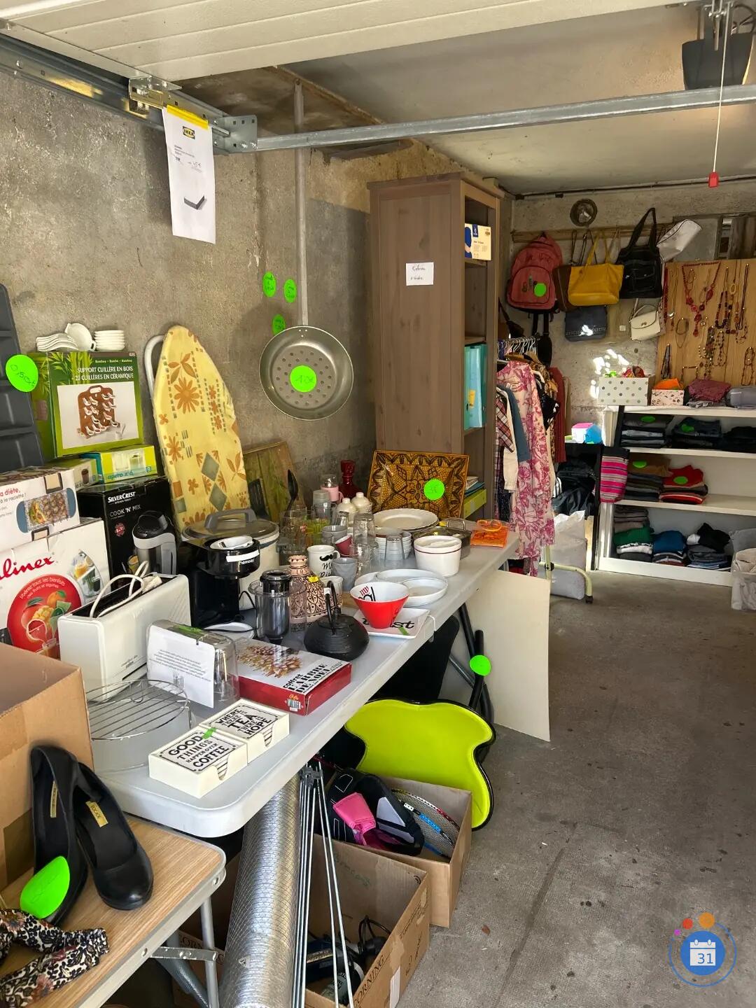 Image Vide grenier (photo 2)