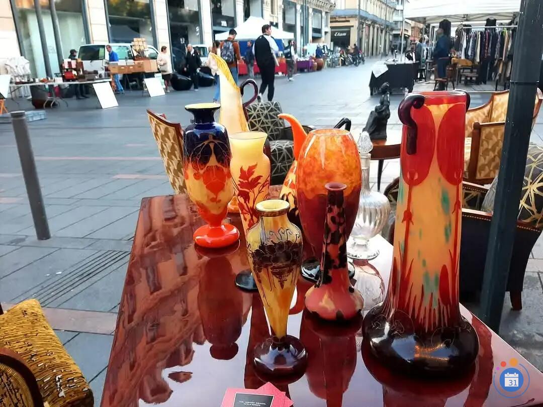 Image SUPERBE BROCANTE Rue Alsace Lorraine plein cœur de TOULOUSE (photo 4)