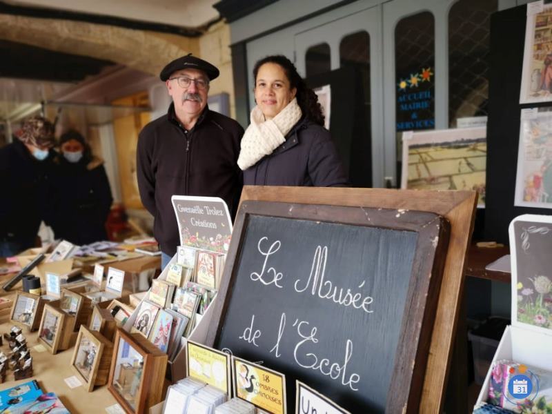 Image Marché de noël et fête de l'arbre (photo 3)