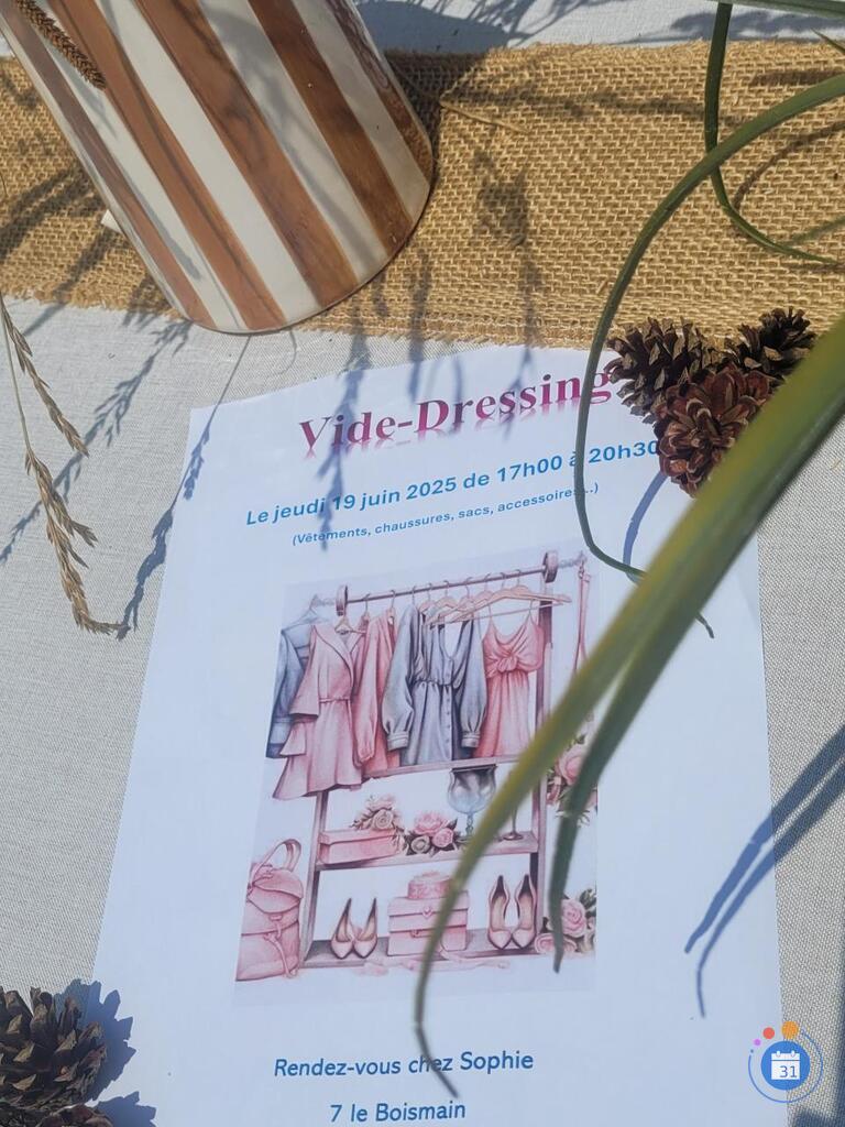 Image Vide dressing feminin (photo 1)
