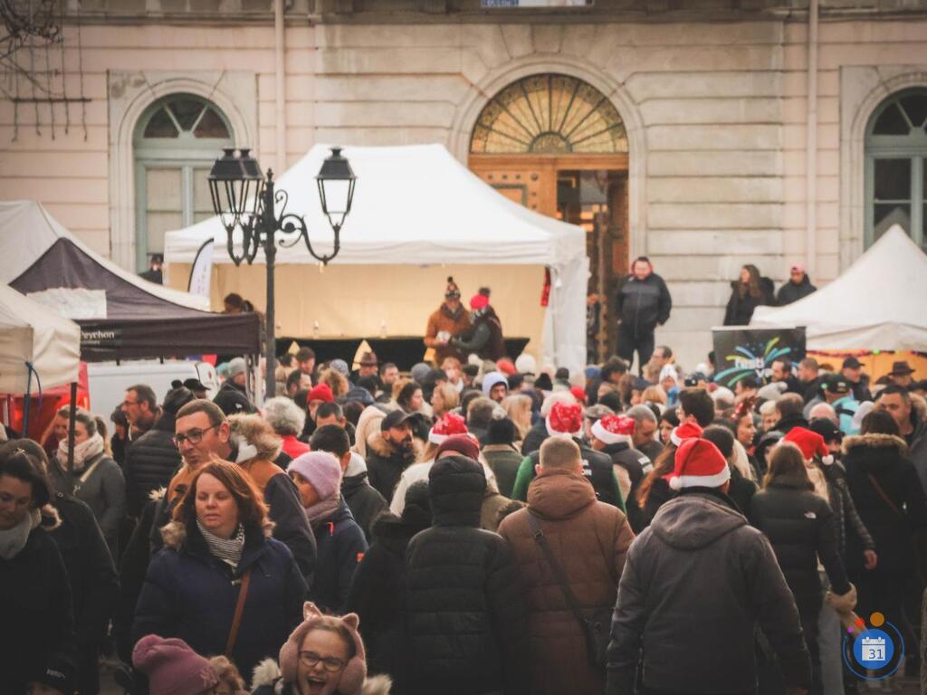 Image Marché de Noël et Feu d'artifice (photo 3)