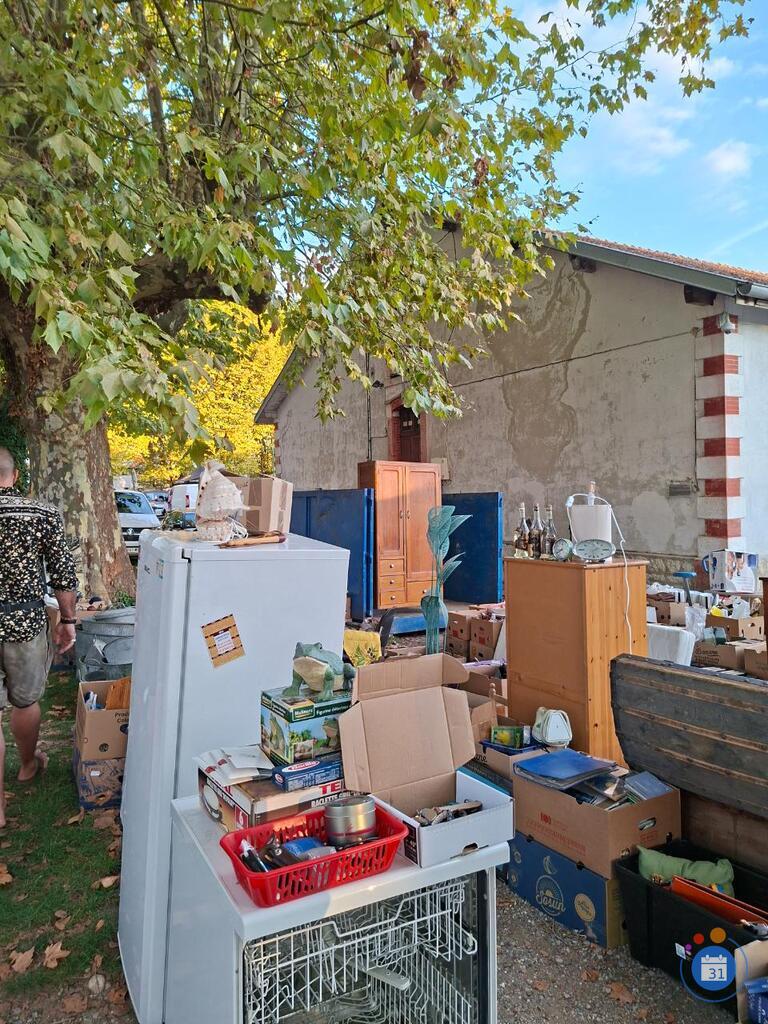 Image Vide grenier (photo 1)