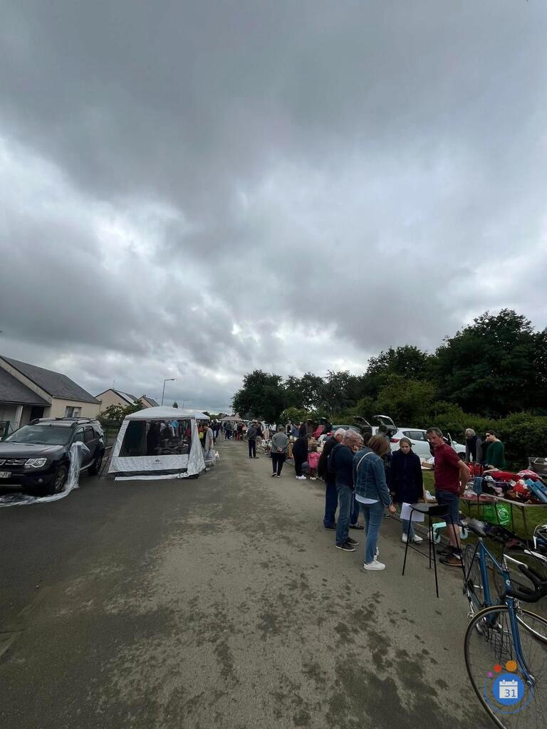 Image Vide Grenier (photo 1)