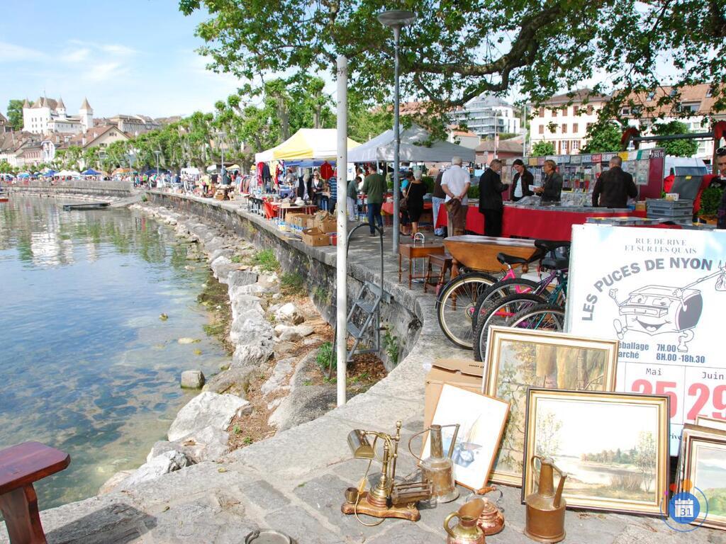 Image Marché aux puces de Nyon (photo 1)