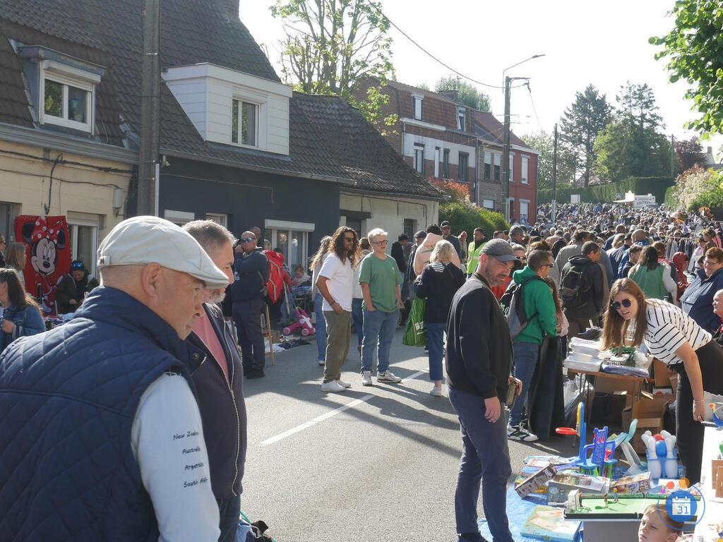 Image Marché aux puces du Hameau des Bois (photo 1)