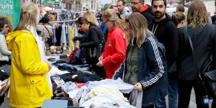 Image vide grenier brocante (pas marche aux puce) (photo 1)