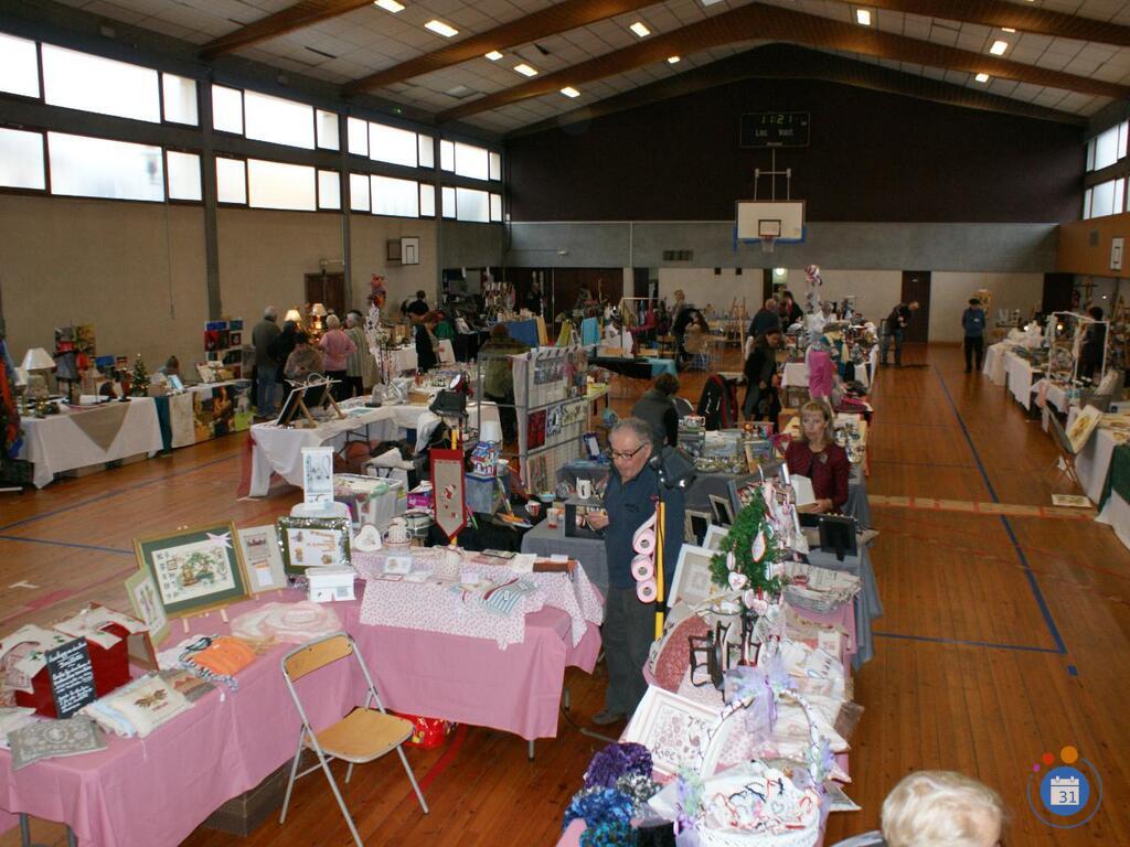 Image Marché de Noël de Demain, la Collégiale d'Ibos (photo 1)