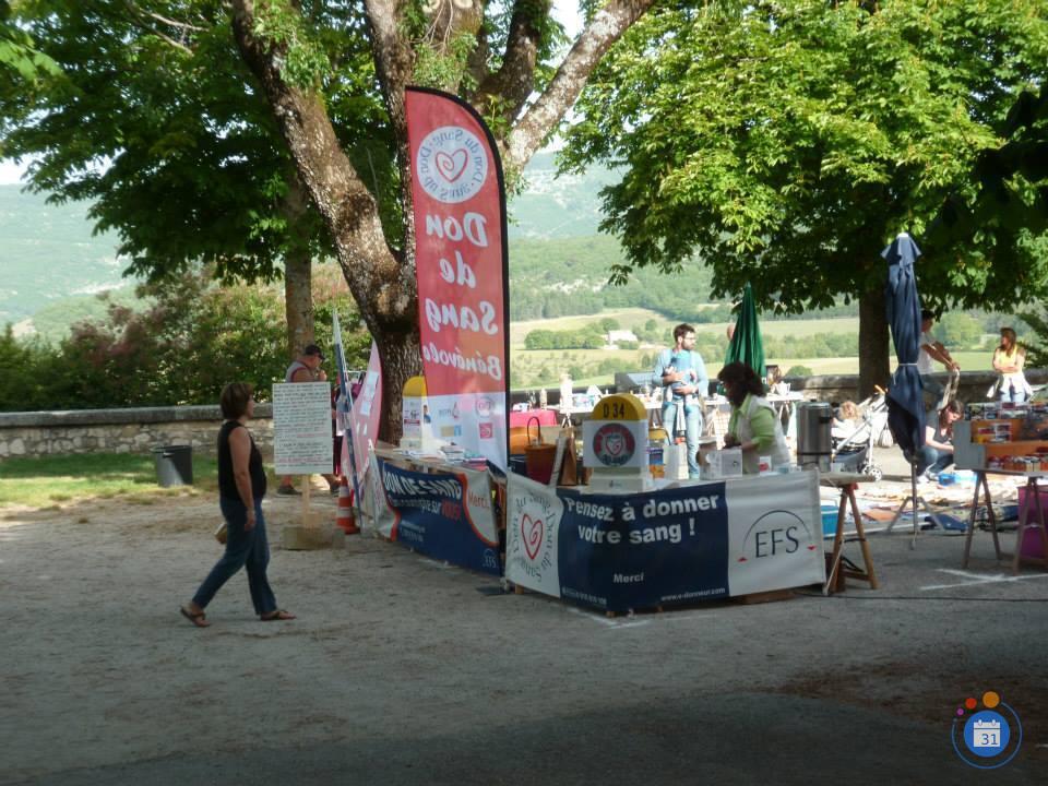 Image Vide Grenier de l'Association des Donneurs de Sang Bénévole (photo 1)