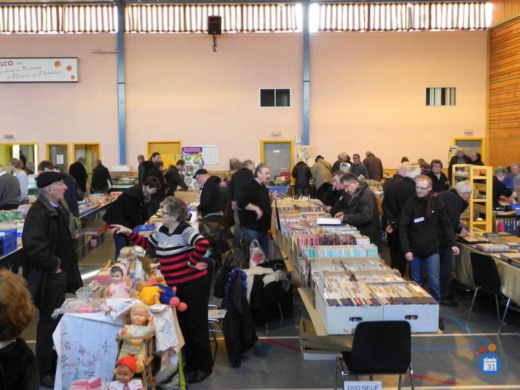 Image 19ème bourse multicollections (photo 1)