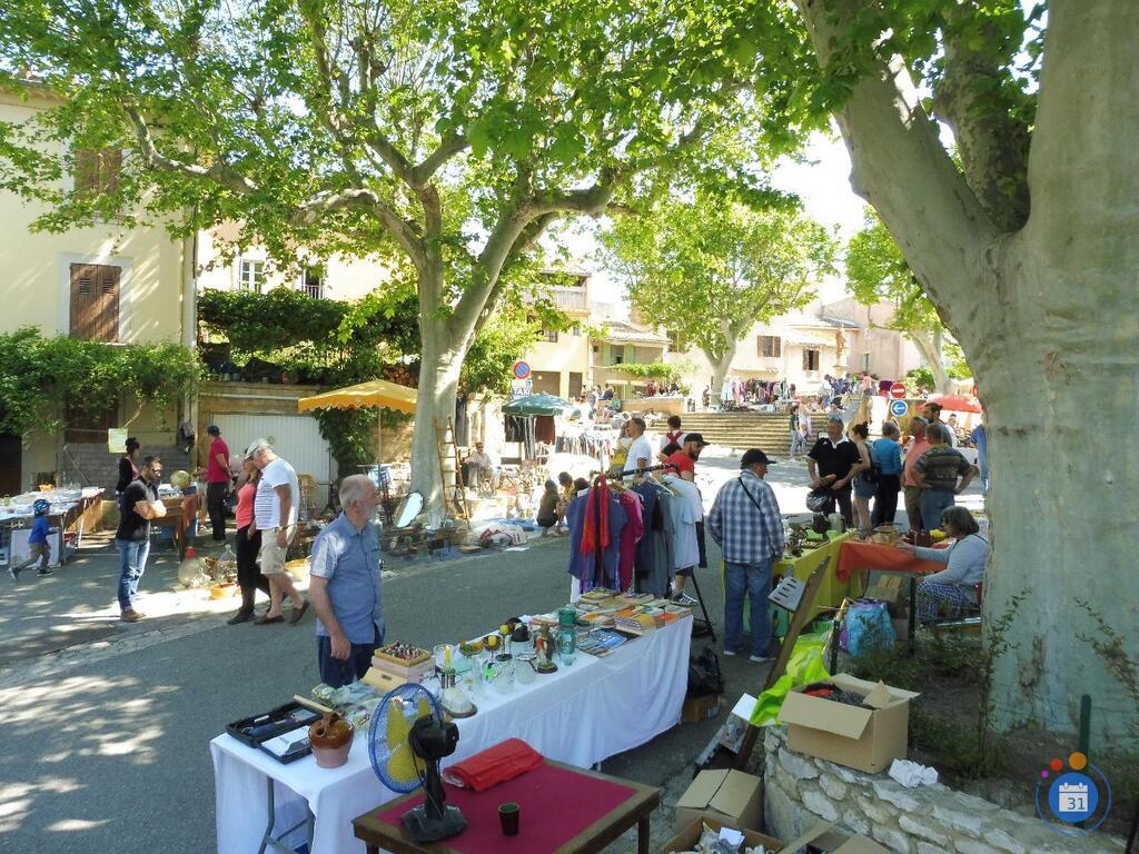 Image vide grenier (photo 1)