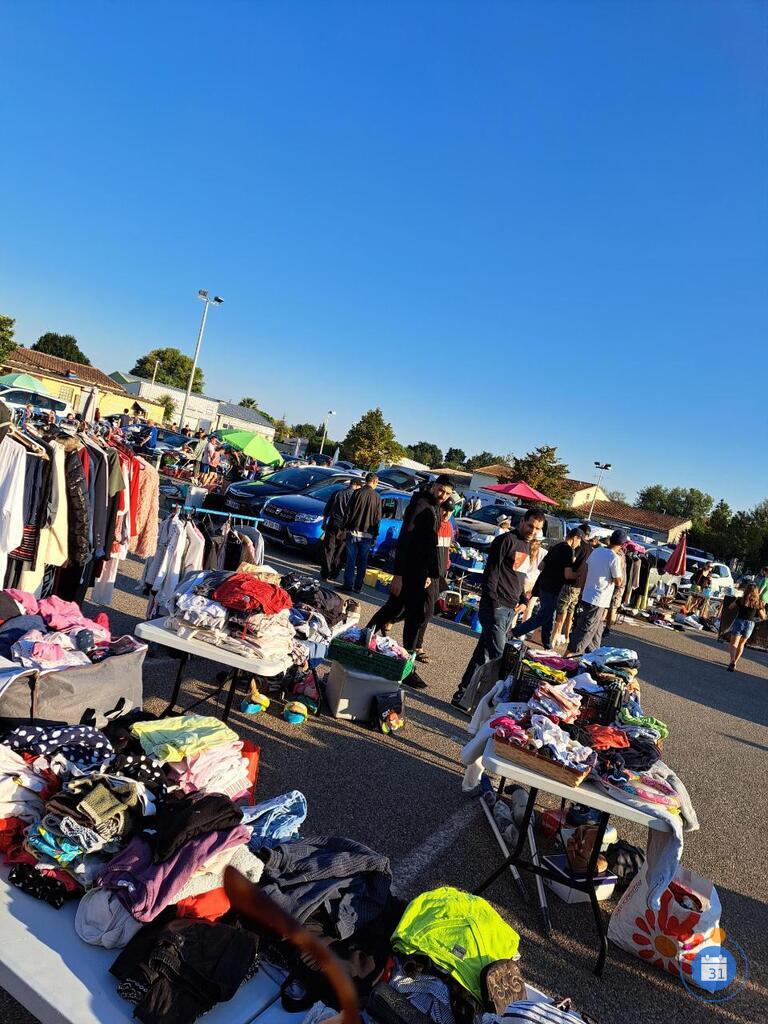 Image Vide grenier de la rentree (photo 1)