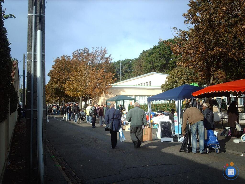 Image Vide grenier hauts de chartres-picassiette (photo 1)