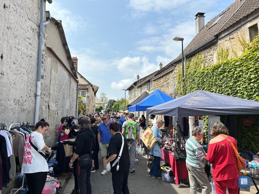 Image Brocante de la Pentecôte (photo 1)