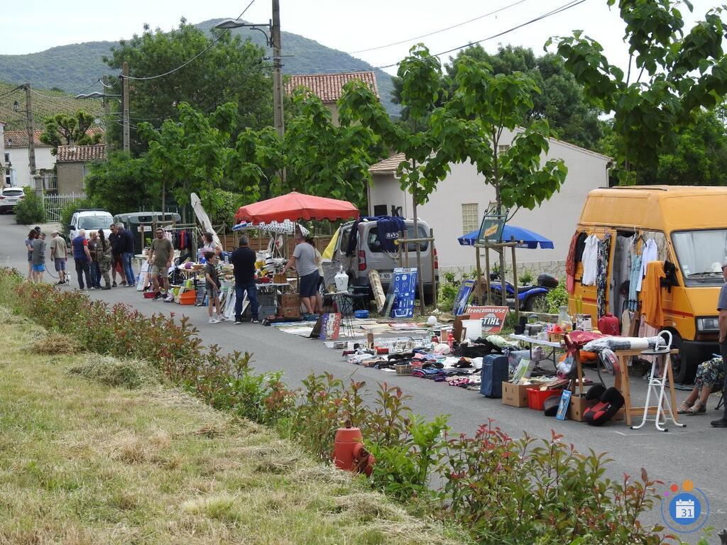 Image Vide grenier (photo 1)
