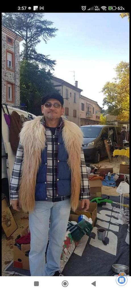 Image Vide-greniers aussi brocante et puces (photo 1)