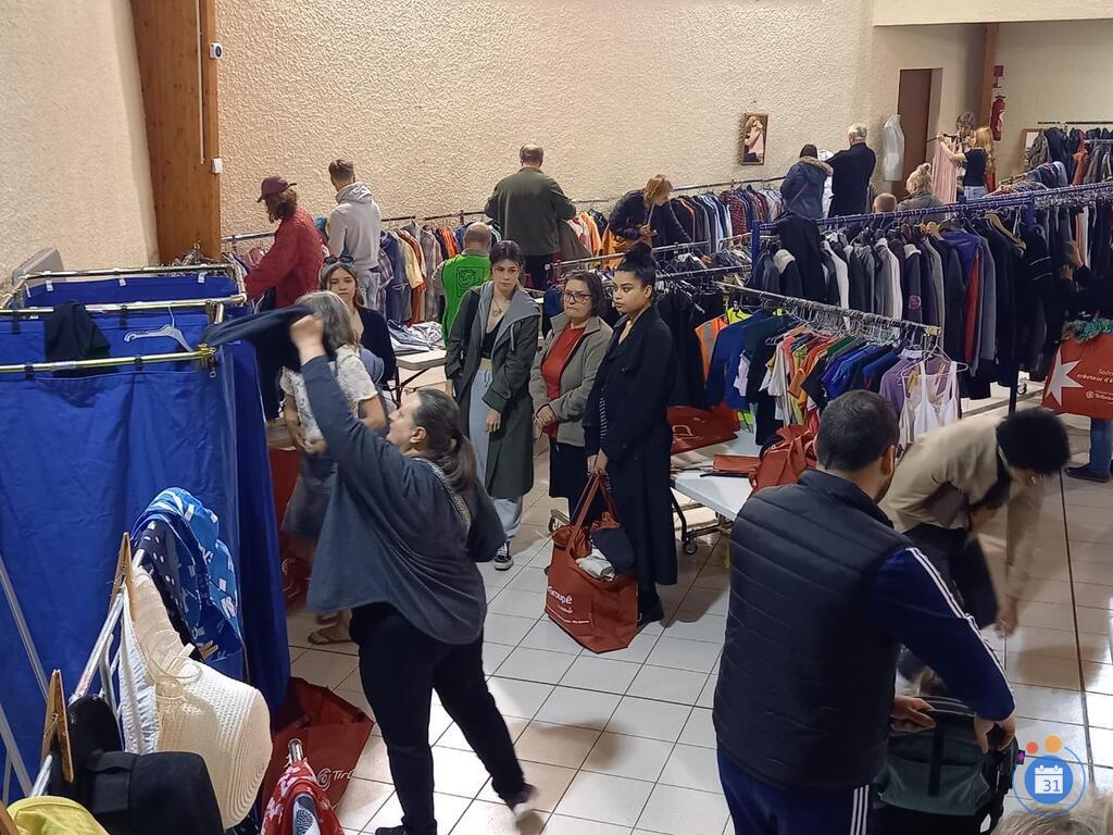 Image Foire aux vêtements printemps-été (photo 3)