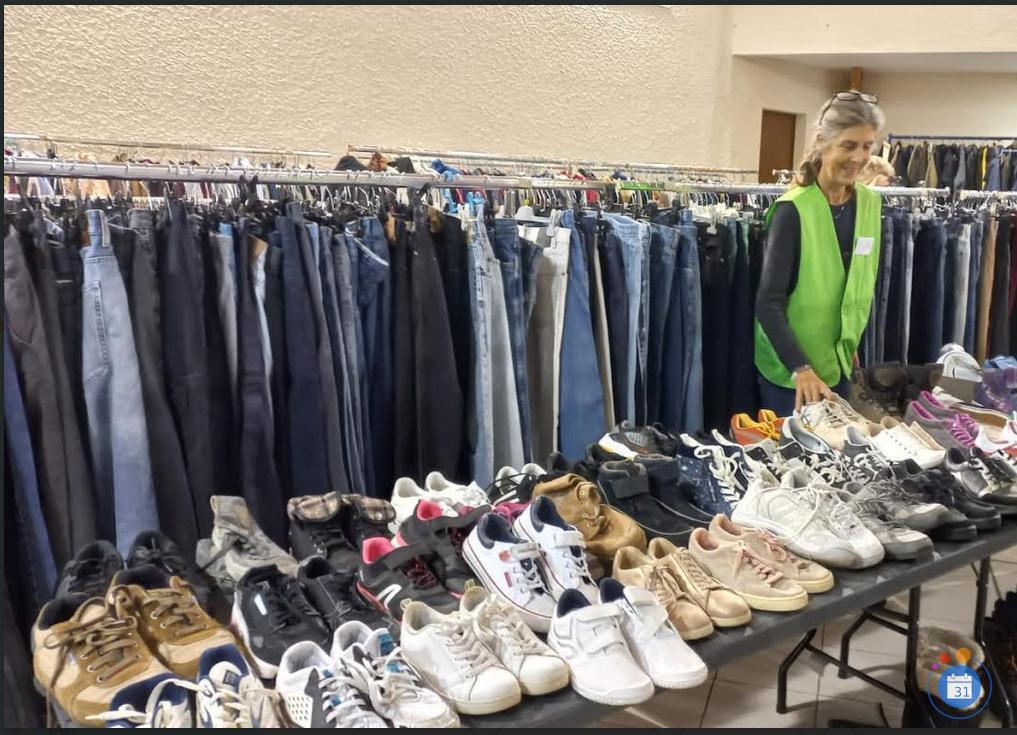 Image Foire aux vêtements automne-hiver (photo 2)