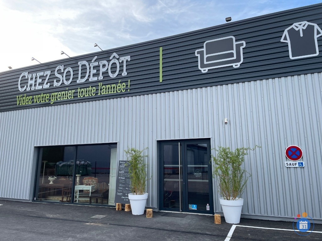 Image Vide grenier parking CHEZ SO DEPOT (photo 1)