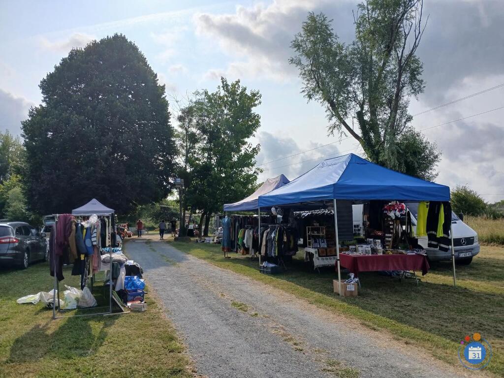 Image Vide grenier (photo 1)
