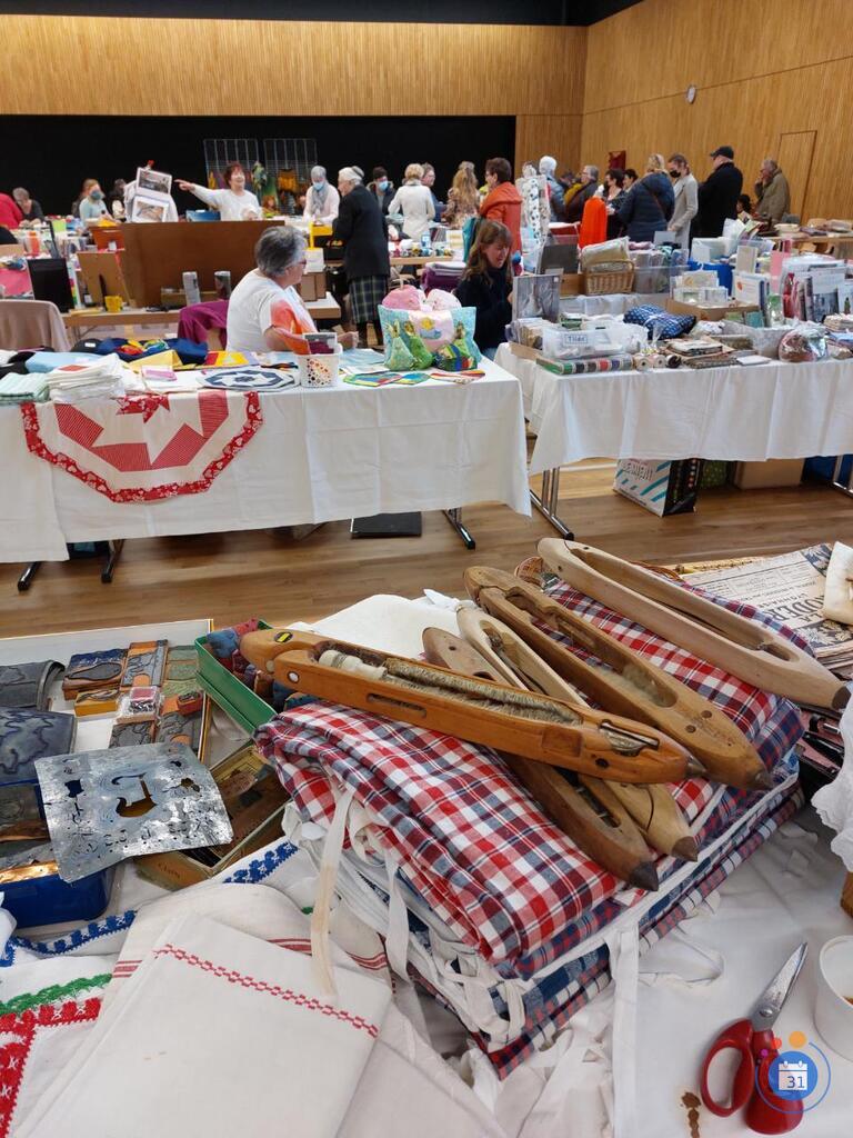 Image Puces des couturières et des loisirs créatifs (photo 1)