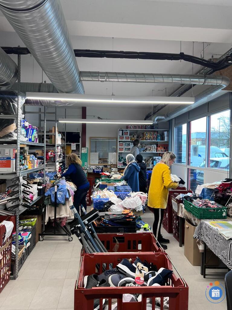 Image Espace solidaire du Secours pop 93: du neuf à des prix minis (photo 2)