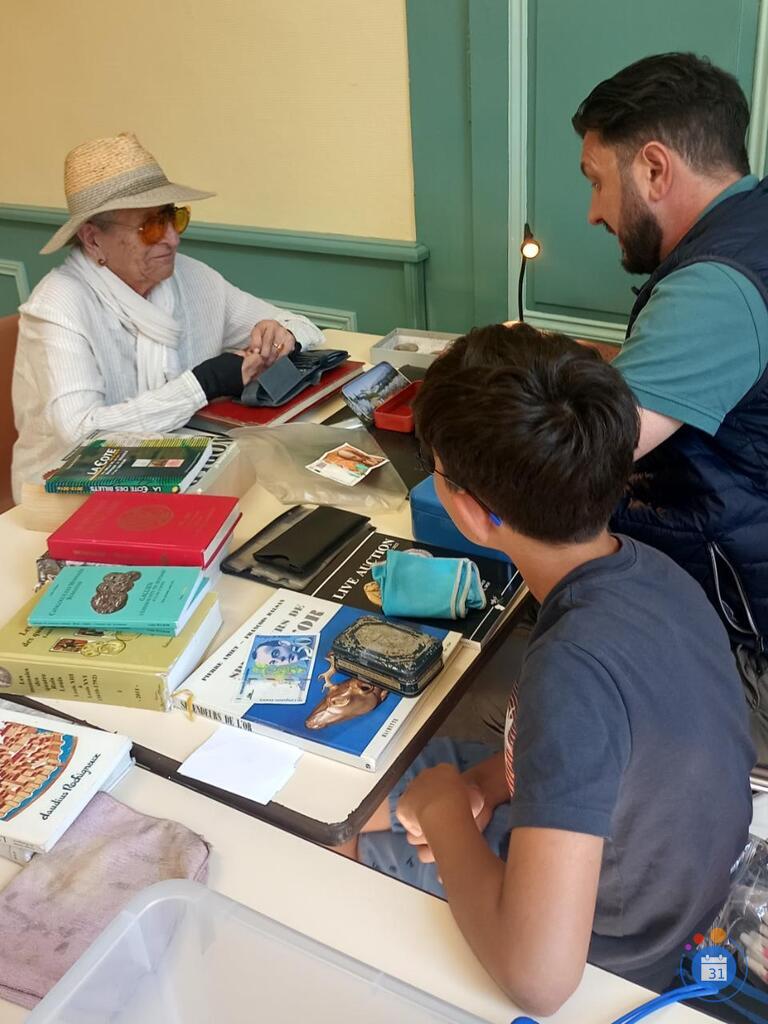 Image matinée estimation échange achat monnaie billet militaria (photo 1)