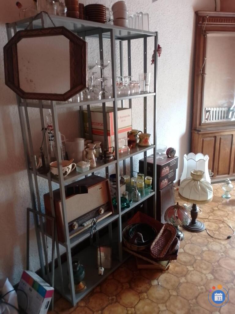 Image Grand vide-maison: nombreux objets et meubles à petits prix (photo 5)