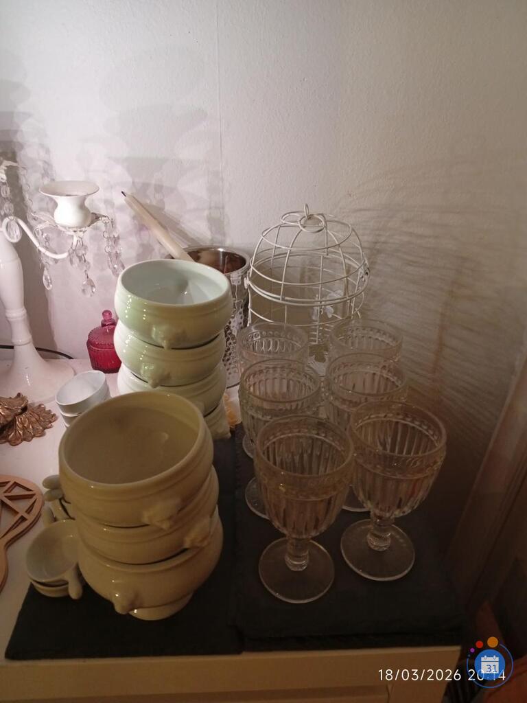 Image Vide maison meubles, vaisselle, linge, vêtements, autres (photo 3)