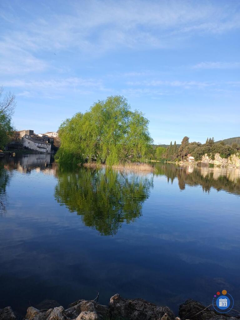 Image Vide grenier et brocante village et lacs (photo 1)