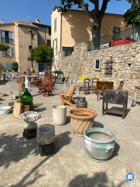 Image Brocante - vide-grenier (photo 1)